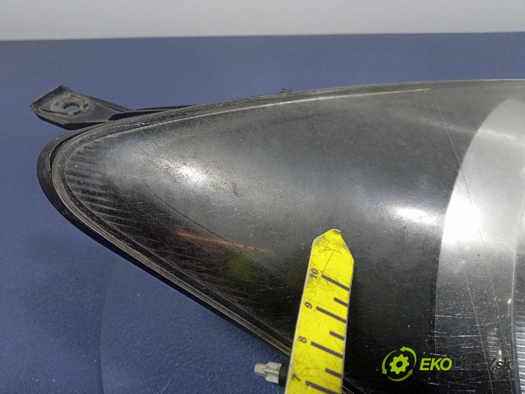 Toyota Aygo 2009 Reflektor: v pravo: 81110-0H070