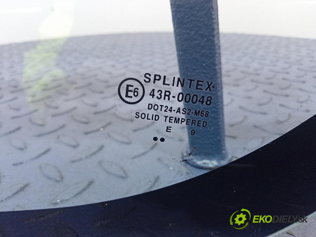 Toyota Aygo 2009 sklo Karoséria: zad