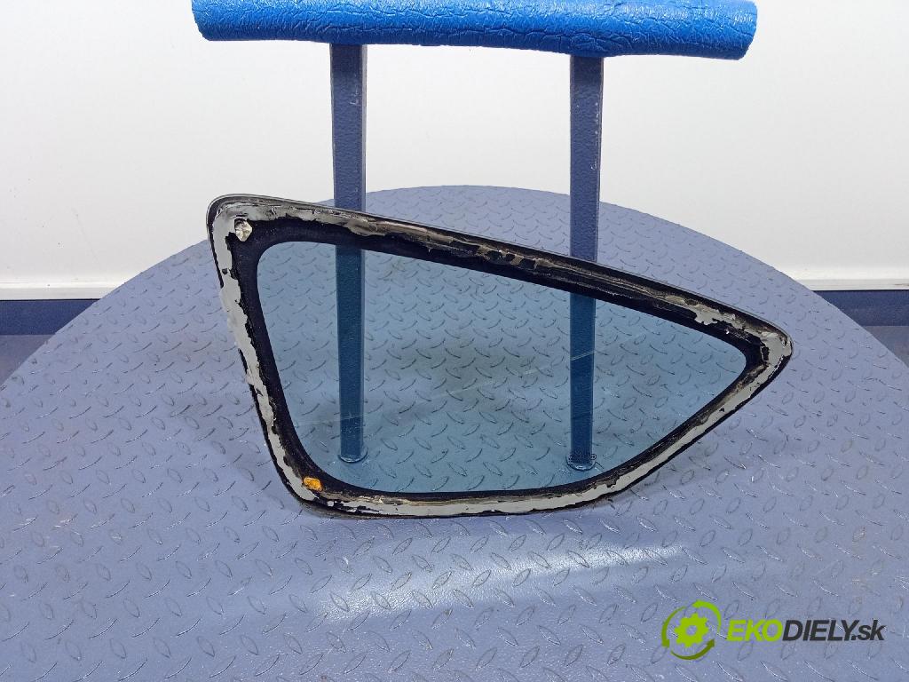 Toyota Aygo 2009 sklo Karoséria: zad