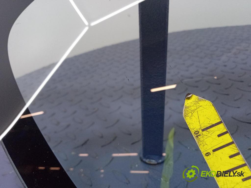 Toyota Aygo 2009 sklo Karoséria: zad