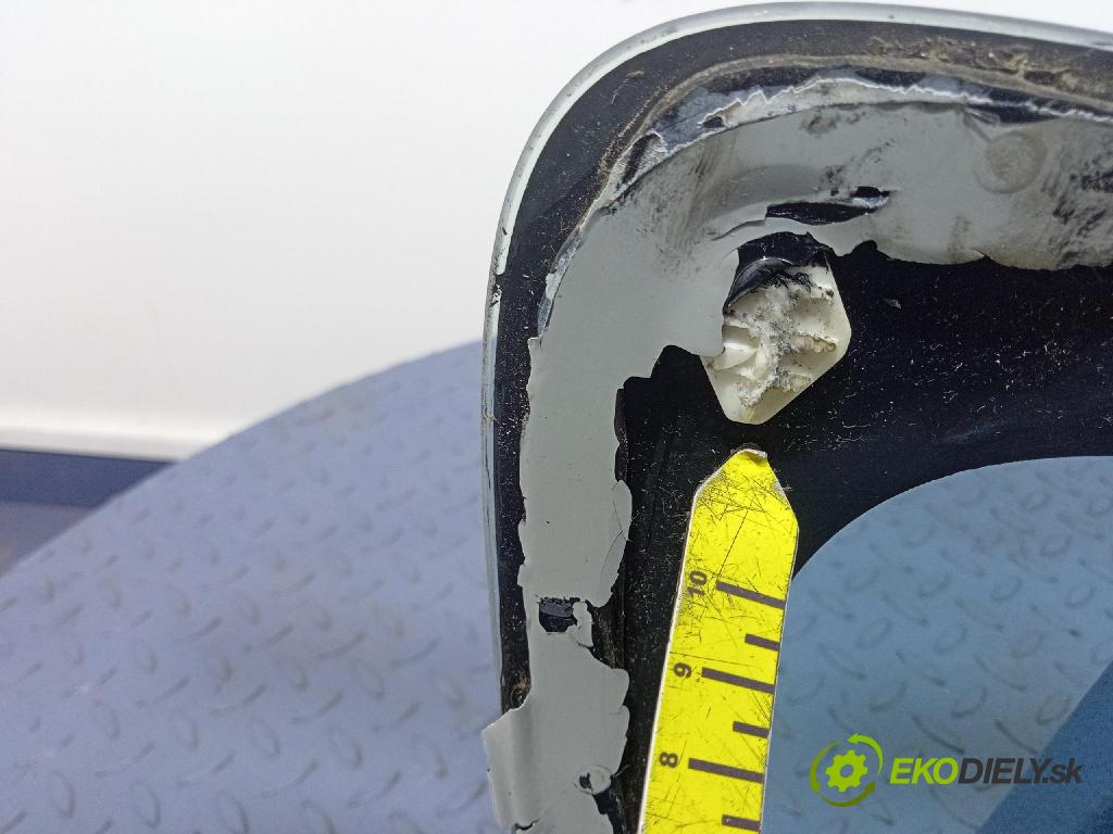 Toyota Aygo 2009 sklo Karoséria: zad 