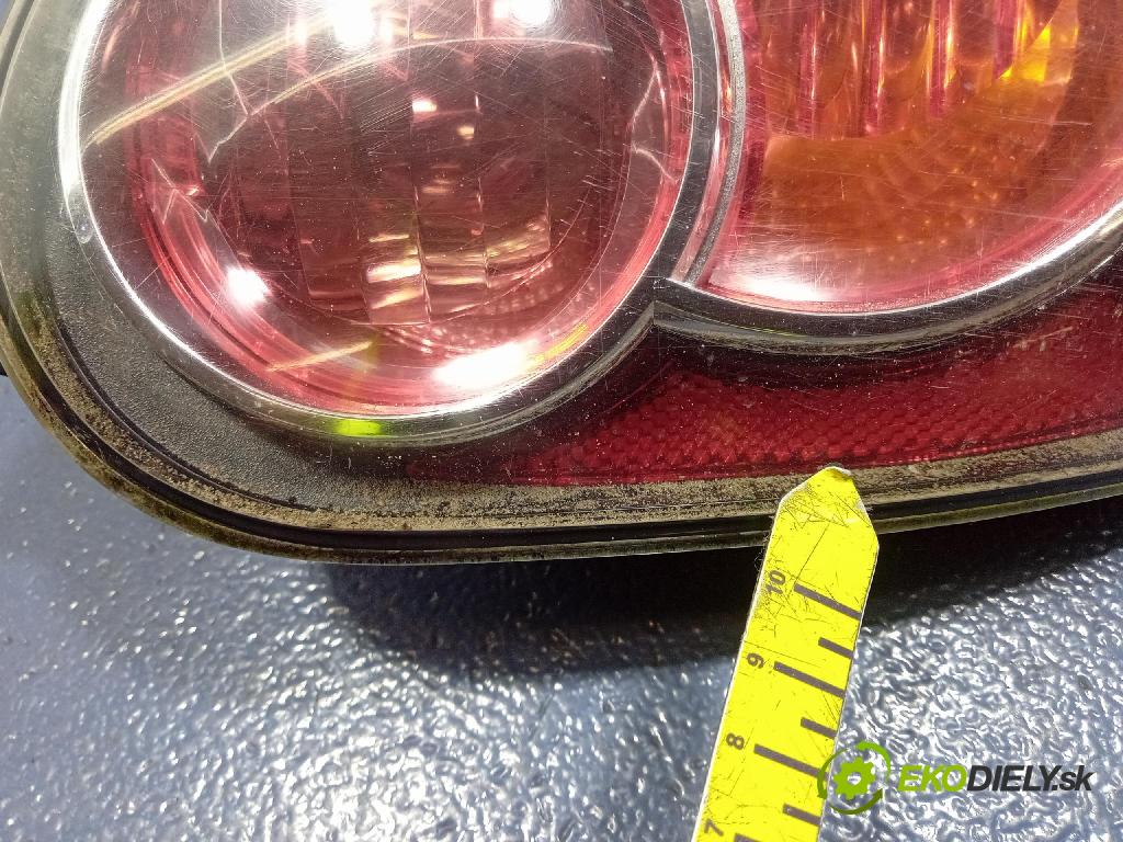 Toyota Aygo 2009 svetlo / reflektor zad Prava: Vonkajsia: