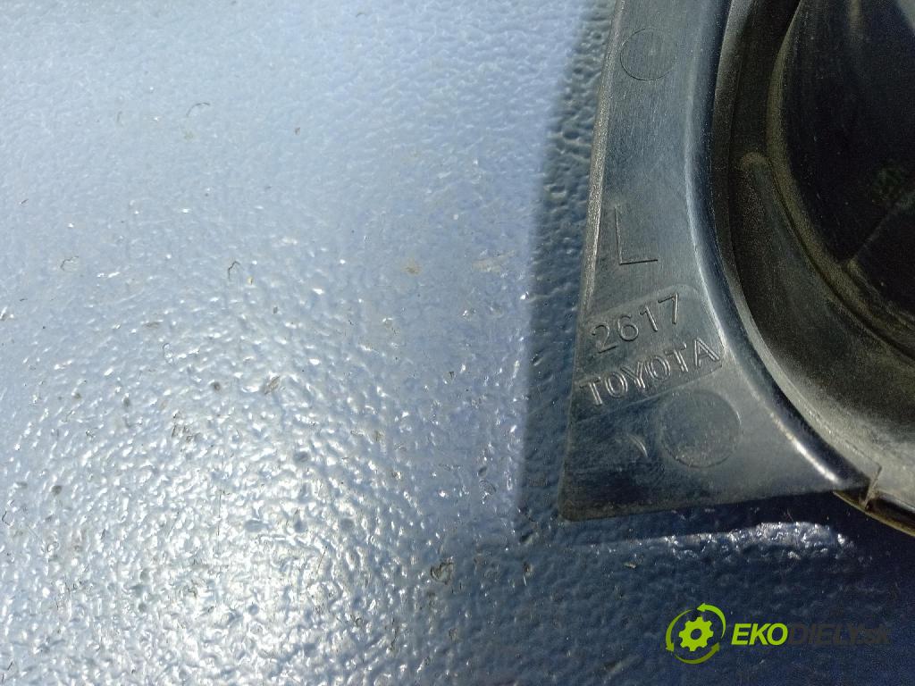 Toyota Aygo 2009 svetlo / reflektor zad ľavá Vonkajsia: