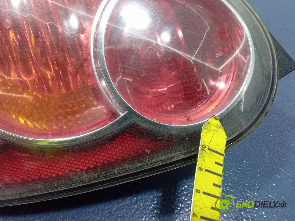 Toyota Aygo 2009 svetlo / reflektor zad ľavá Vonkajsia: