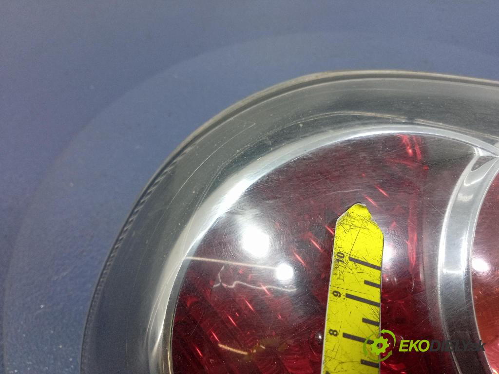 Toyota Aygo 2009 svetlo / reflektor zad ľavá Vonkajsia: