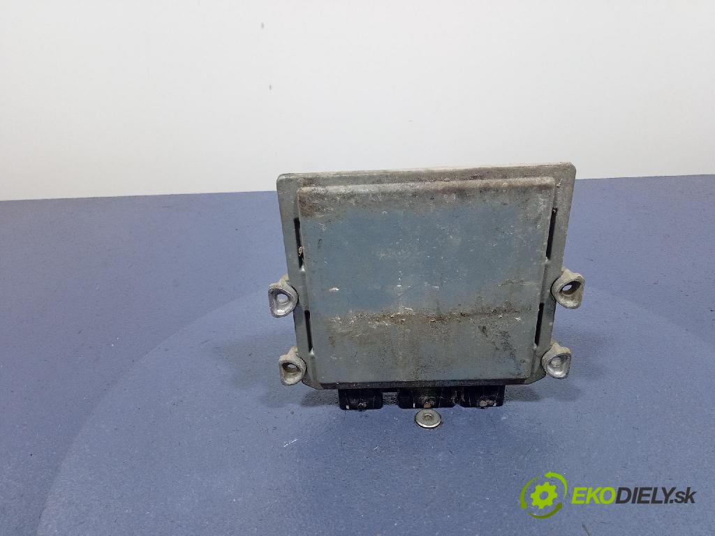 Toyota Aygo 2009 riadiaca jednotka Motor: 9666526480