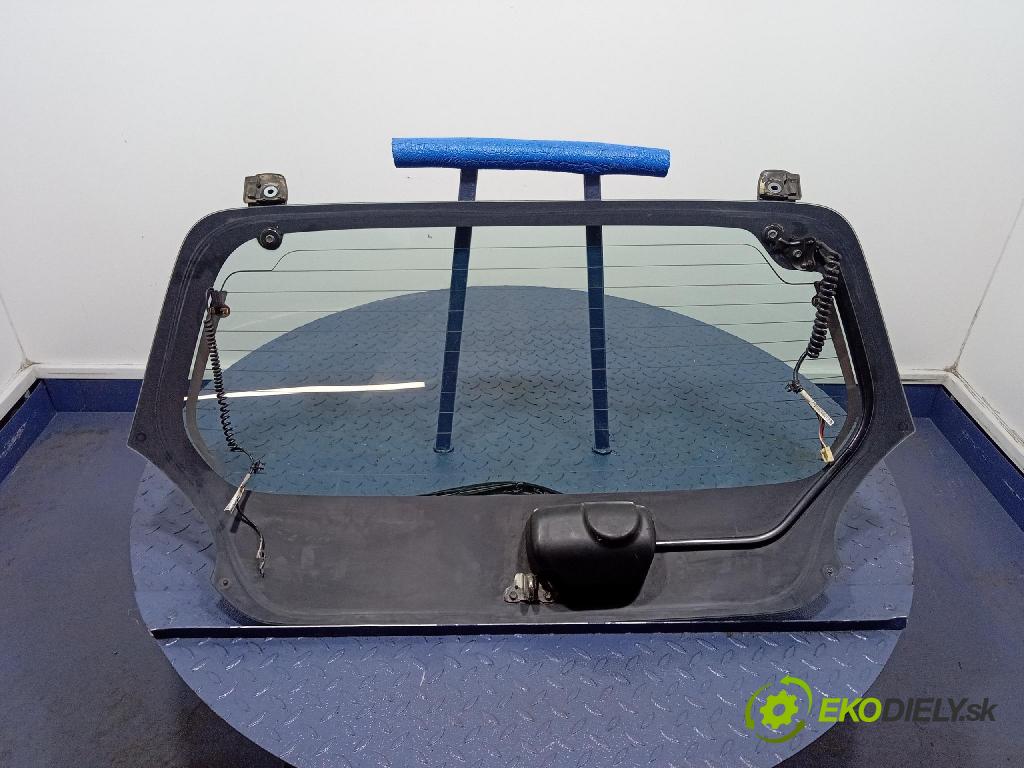 Toyota Aygo 2009 zadna dveře kufra: kufra: