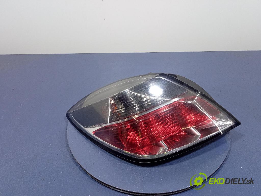 Opel Astra 2006 svetlo / reflektor zad ľavá Vonkajsia: