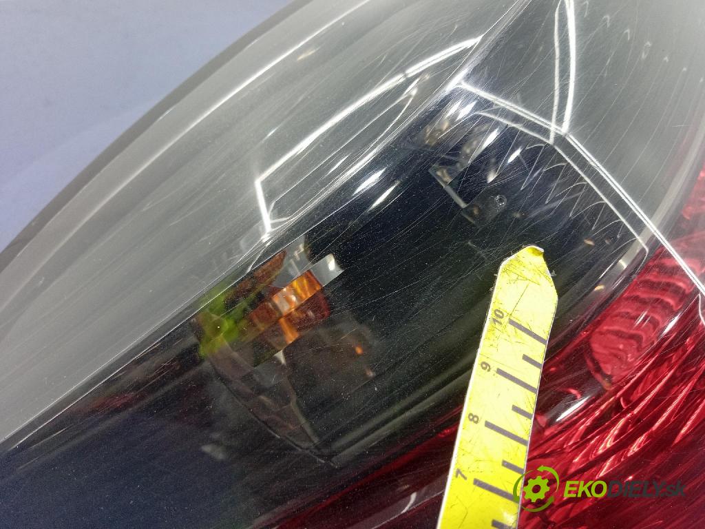 Opel Astra 2006 svetlo / reflektor zad ľavá Vonkajsia: