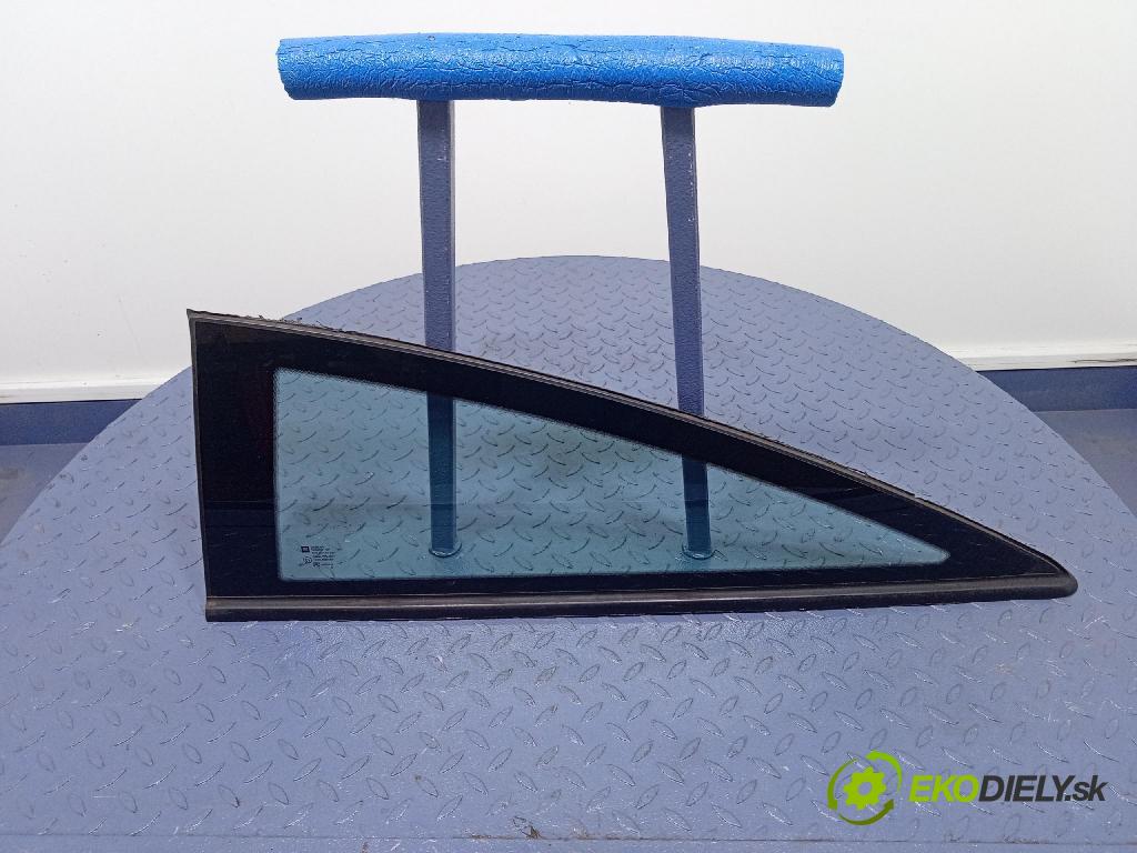 Opel Astra 2006 sklo Karoséria: zad