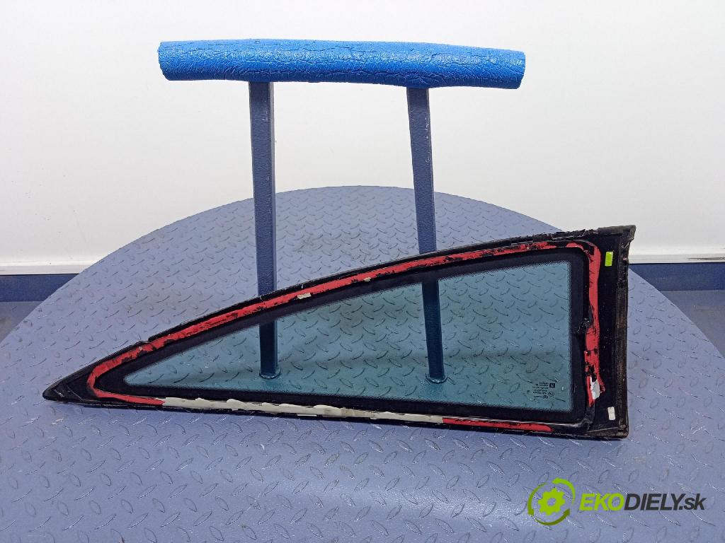 Opel Astra 2006 sklo Karoséria: zad