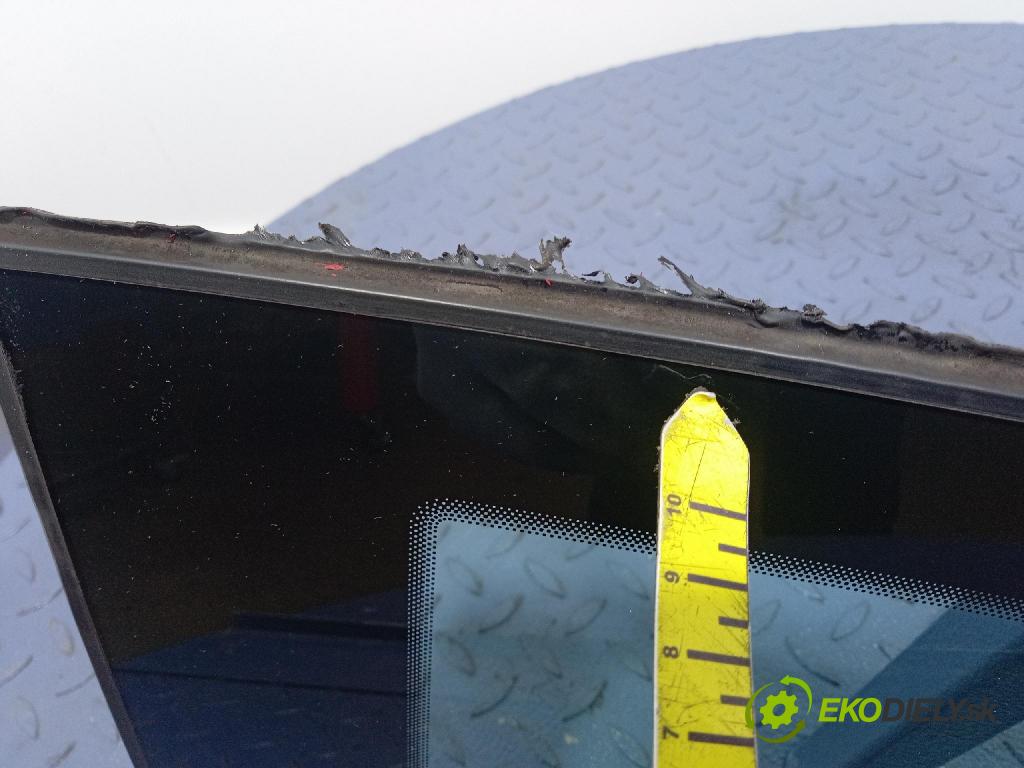 Opel Astra 2006 sklo Karoséria: zad