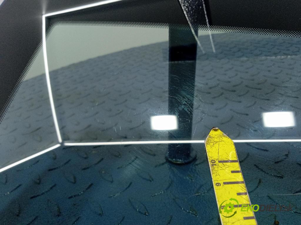 Opel Astra 2006 sklo Karoséria: zad