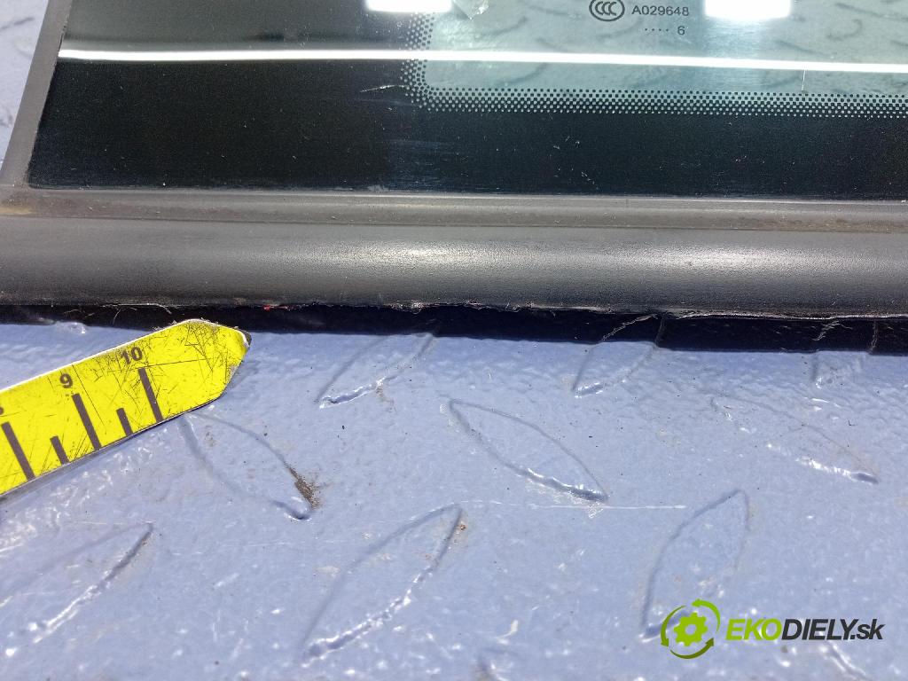 Opel Astra 2006 sklo Karoséria: zad