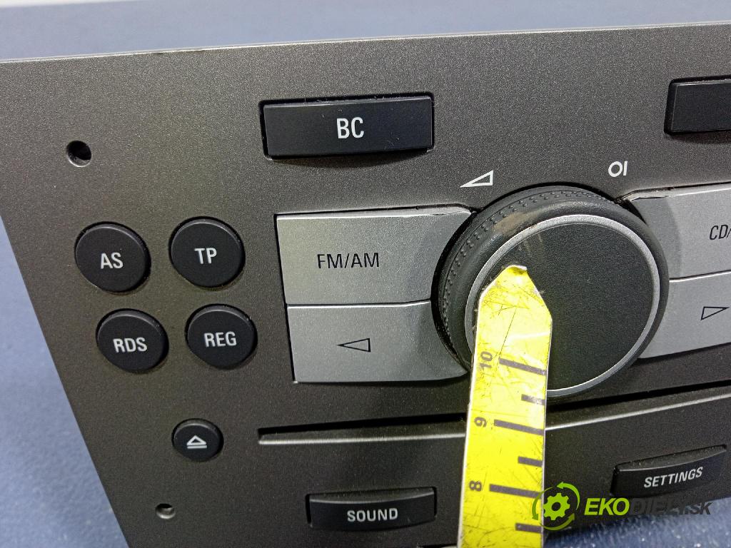 Opel Astra 2006 Radio I Navigácia: 13190742