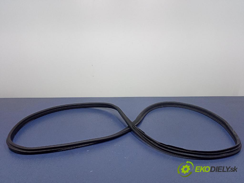 Opel Astra 2006 Těsnění: dvere