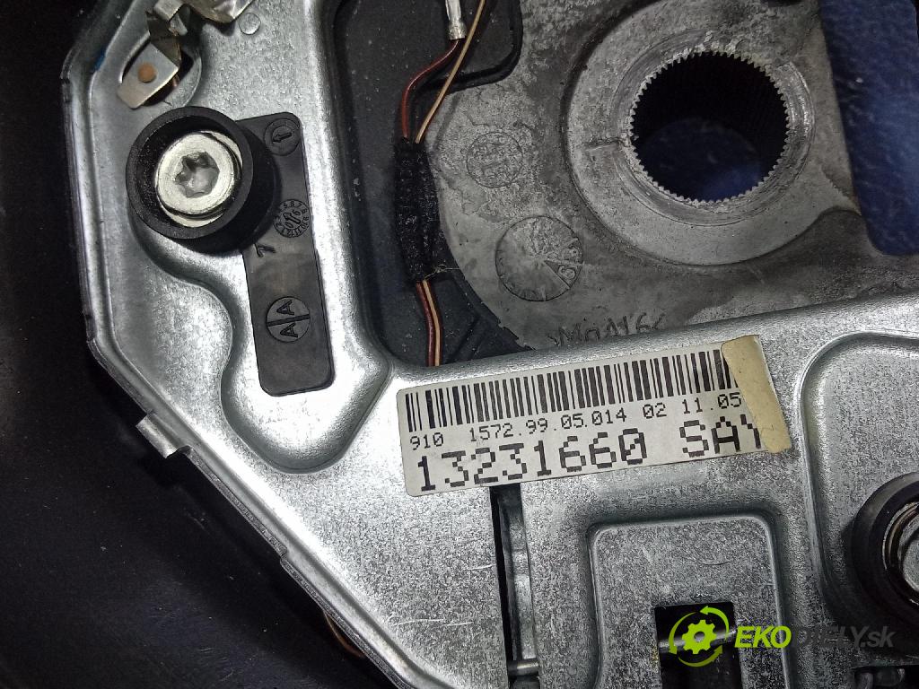 Opel Astra 2006 volant