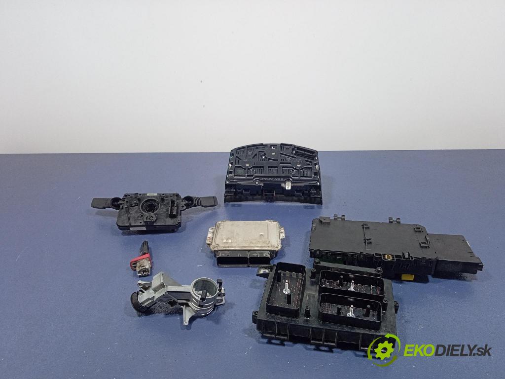 Opel Astra 2006 skrinka Poistky: