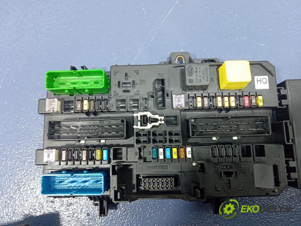 Opel Astra 2006 skrinka Poistky: