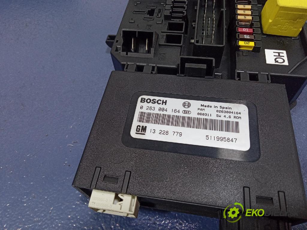 Opel Astra 2006 skrinka Poistky: