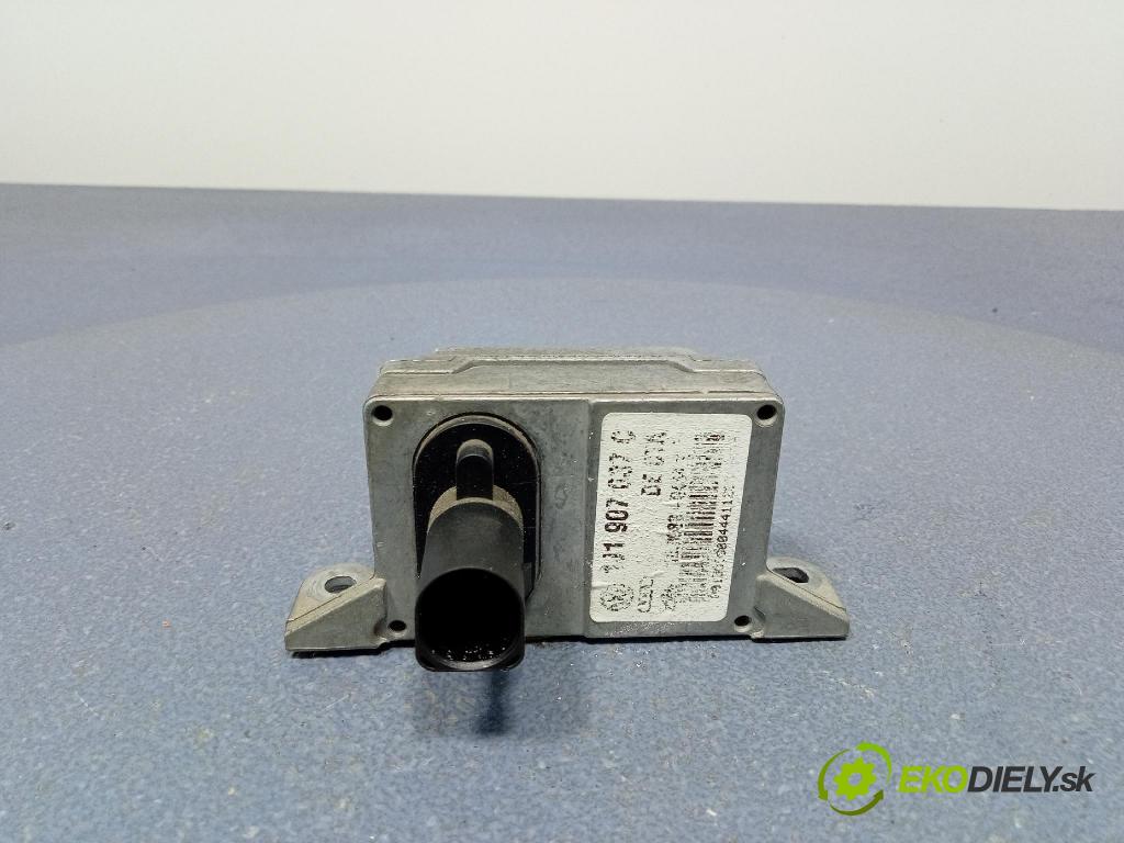Audi A3 2002 snímač ESP. 1J0907655