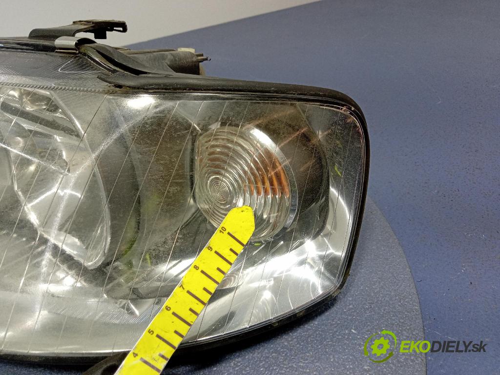Audi A3 2002 světlo Levý: 153895-00