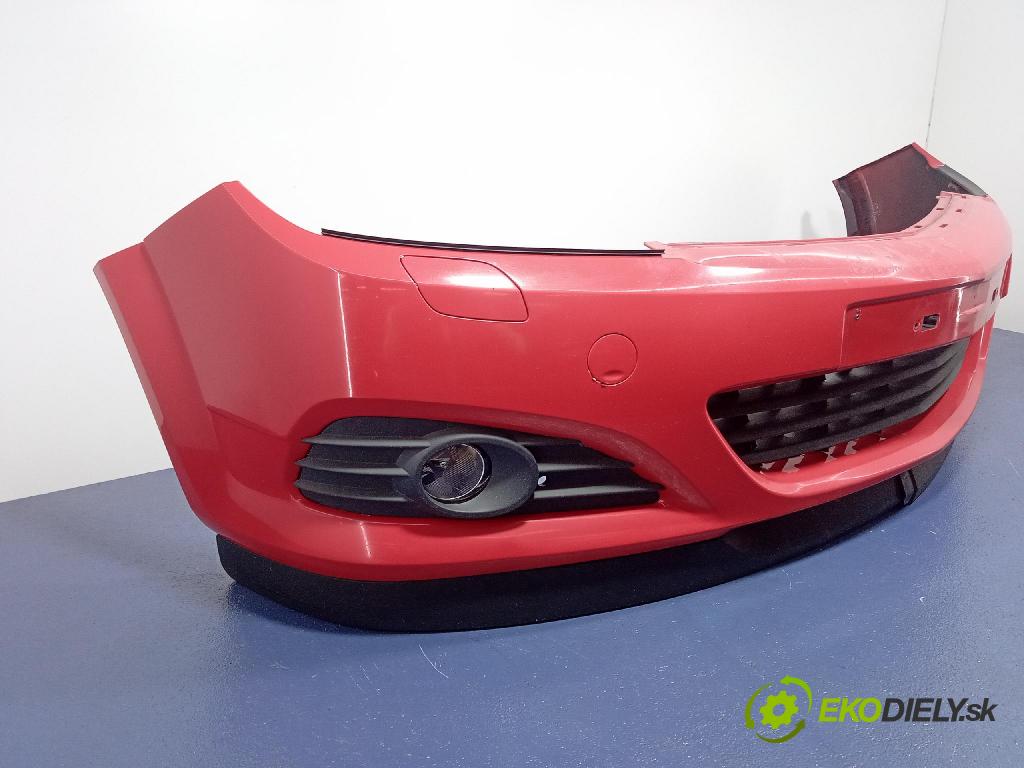 Opel Astra 2006 nárazník Predné
