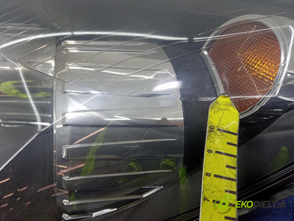 Opel Astra 2006 Reflektor: Vľavo: 1EG270370