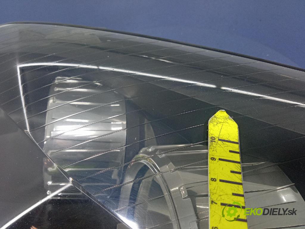 Opel Astra 2006 Reflektor: Vľavo: 1EG270370