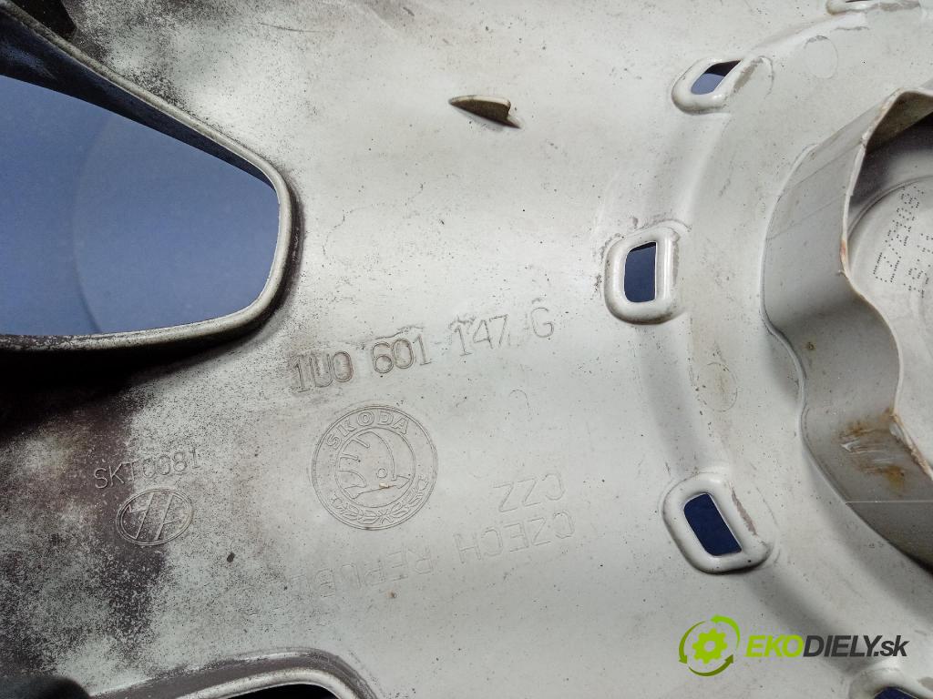 Skoda Octavia 2006 puklica kola: 1U0601147G