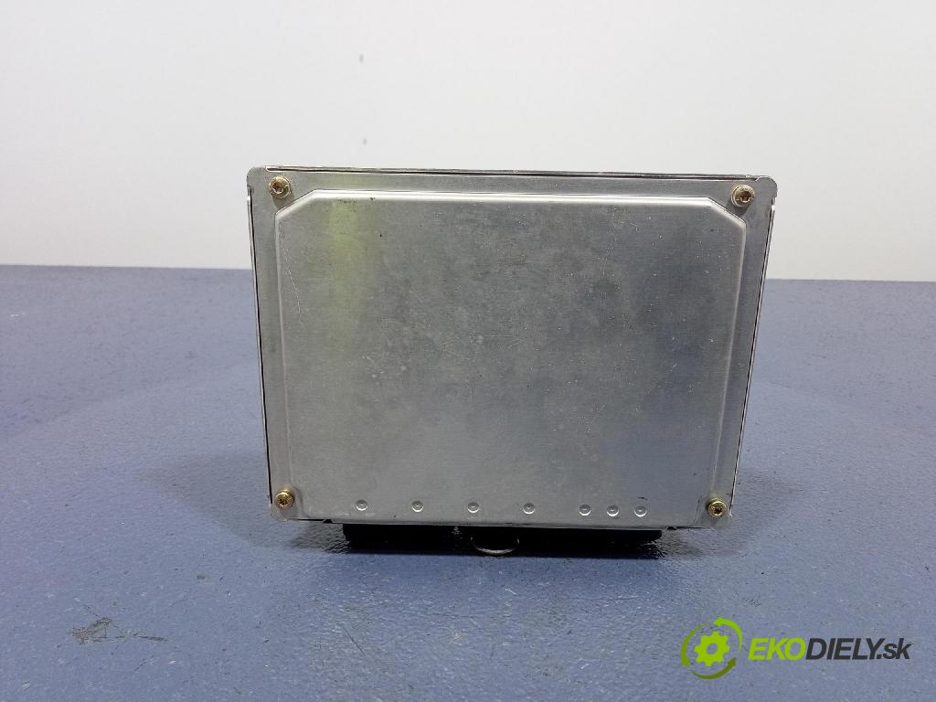 Audi A6 1998 riadiaca jednotka Motor: 4B0907552C