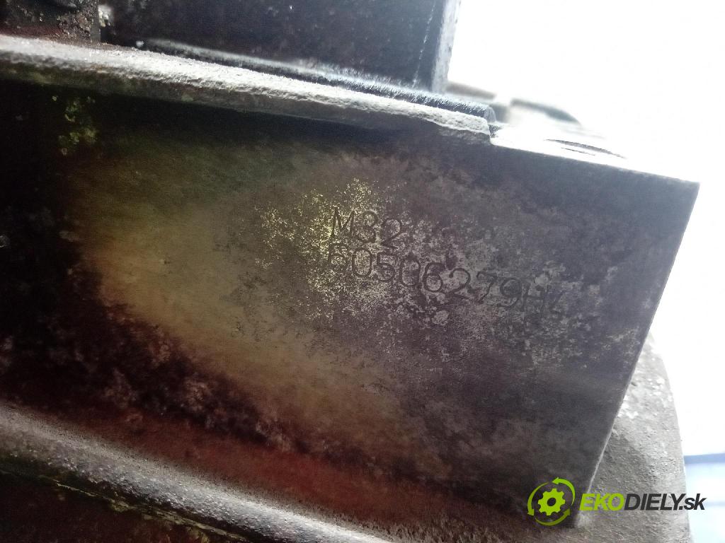 Opel Astra 2006 prevodovka Manualna M32