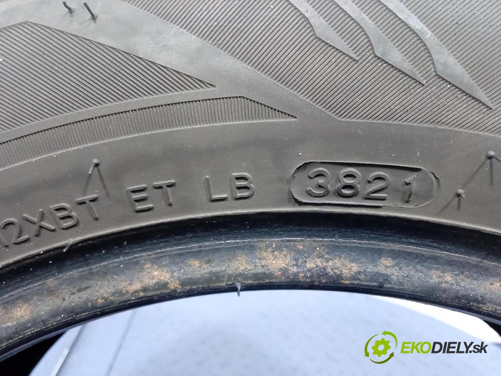 Renault Scenic 2000 pneumatiky: Zima 8808563476452