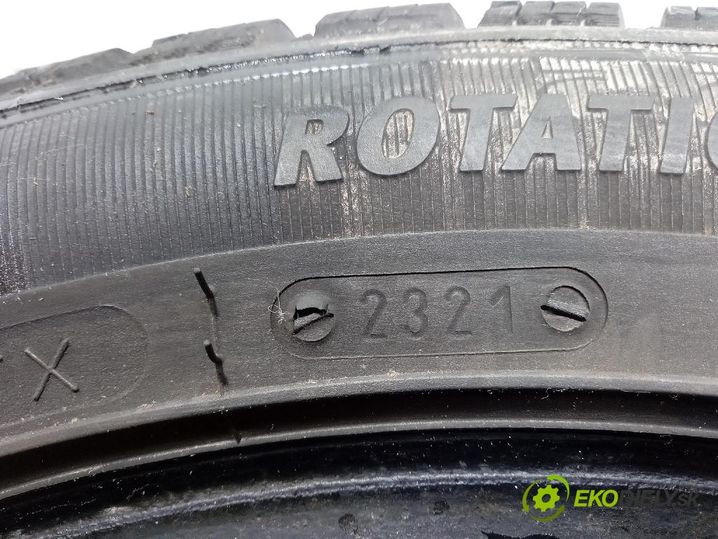 Alfa romeo 156 2004 pneumatiky: Zima 3528709993081