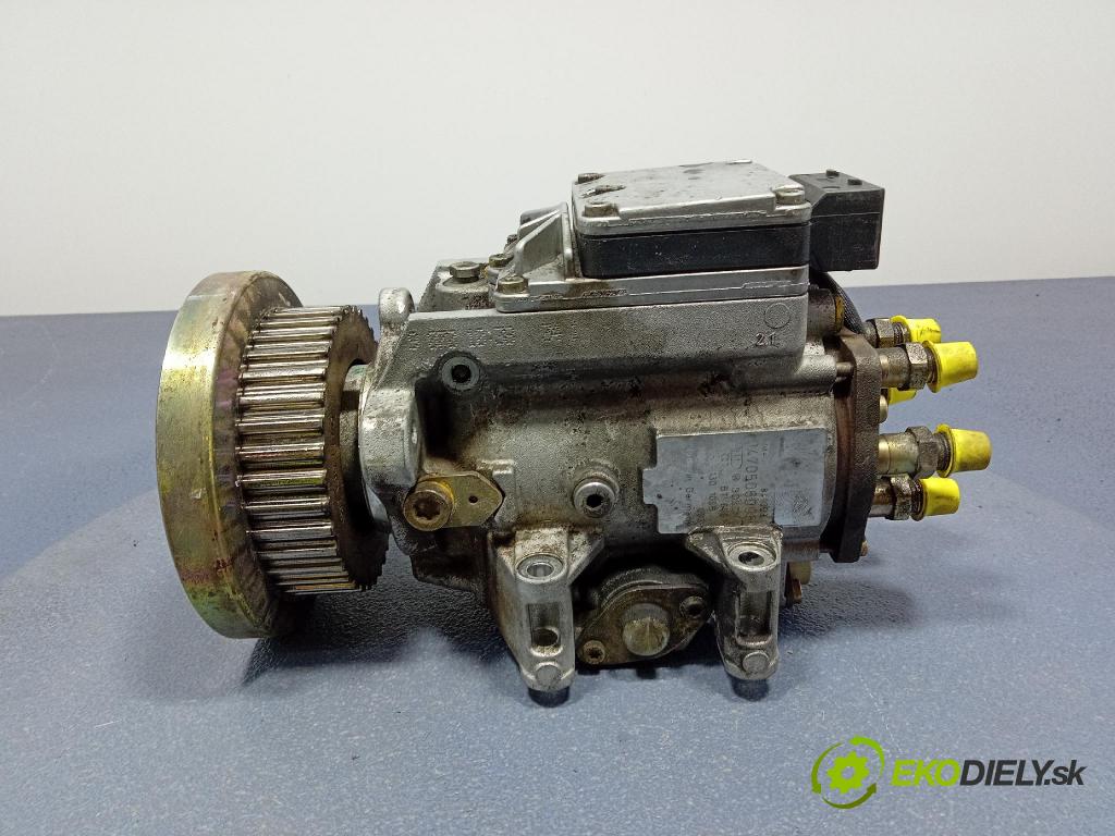 Audi A4 1999 čerpadlo Injekce: 059130106B