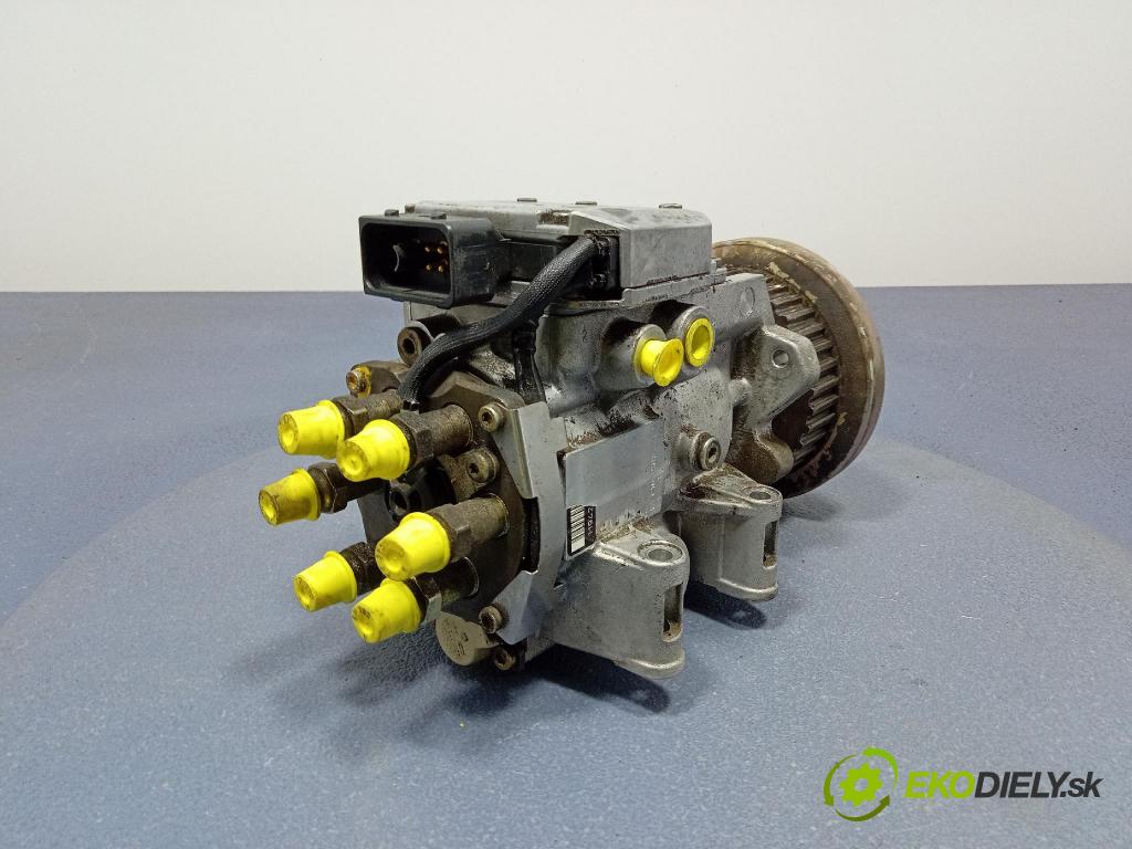 Audi A4 1999 čerpadlo Injekce: 059130106B