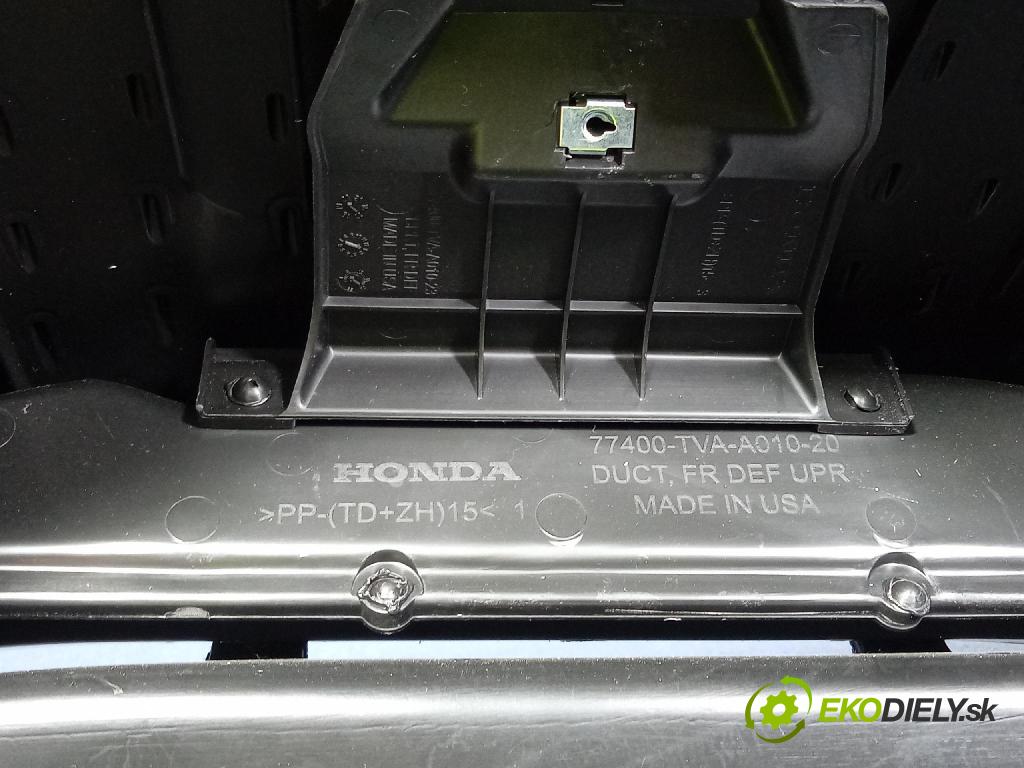 Honda Accord 2020 kokpit,přistrojova deska