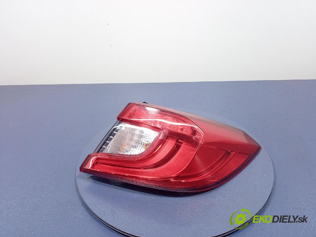 Honda Accord 2020 svetlo / reflektor zad Prava: Vonkajsia: