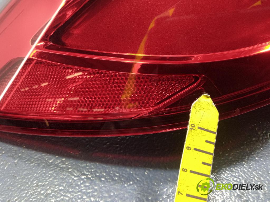 Honda Accord 2020 svetlo / reflektor zad ľavá Vonkajsia: