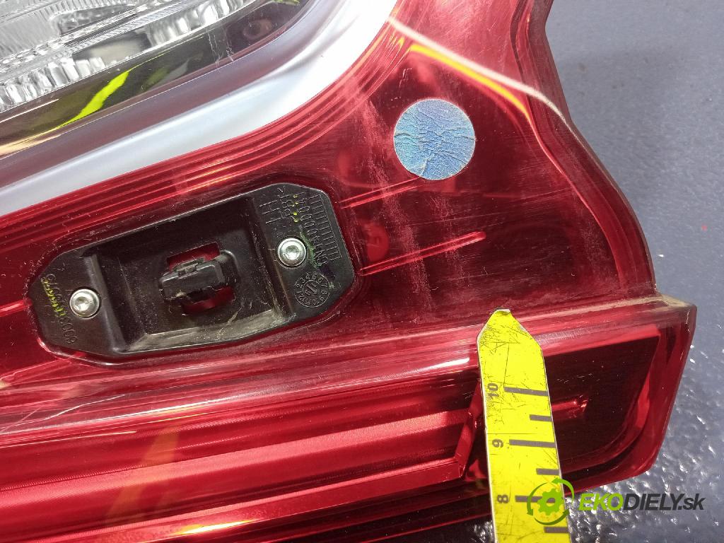 Honda Accord 2020 svetlo / reflektor zad ľavá Vnútri: