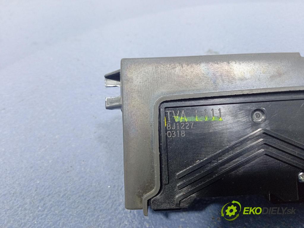 Honda Accord 2020 prepínač Foto: T2FPSSM50154