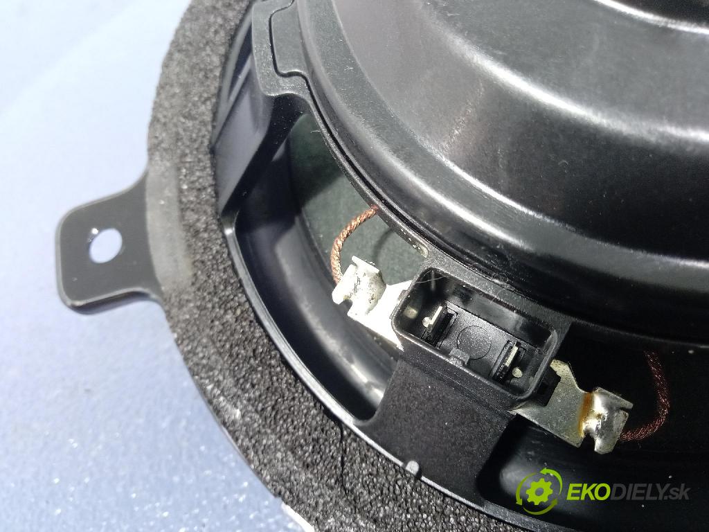 Honda Accord 2020 Mluvčí: / Subwoofer: 