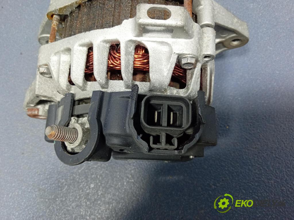 Kia Ceed 2010 Alternator 37300-2B600