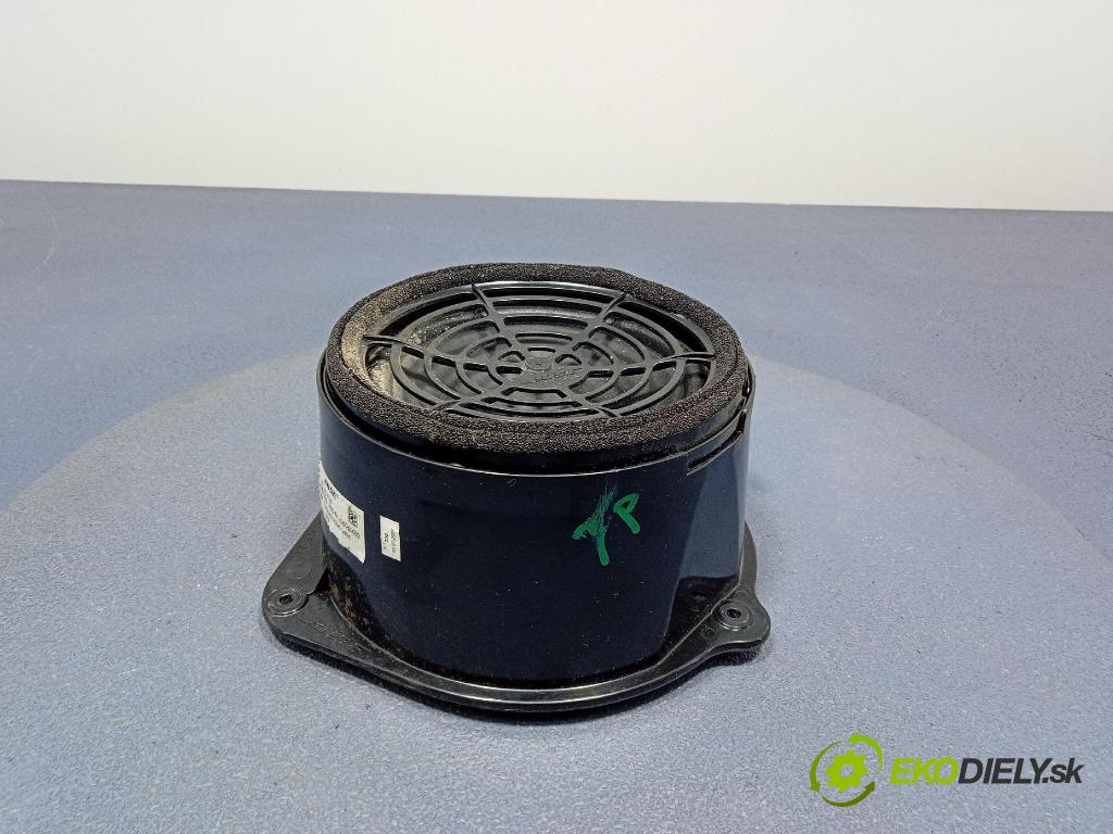 Audi A6 2008 Mluvčí: / Subwoofer: 4F0035415B