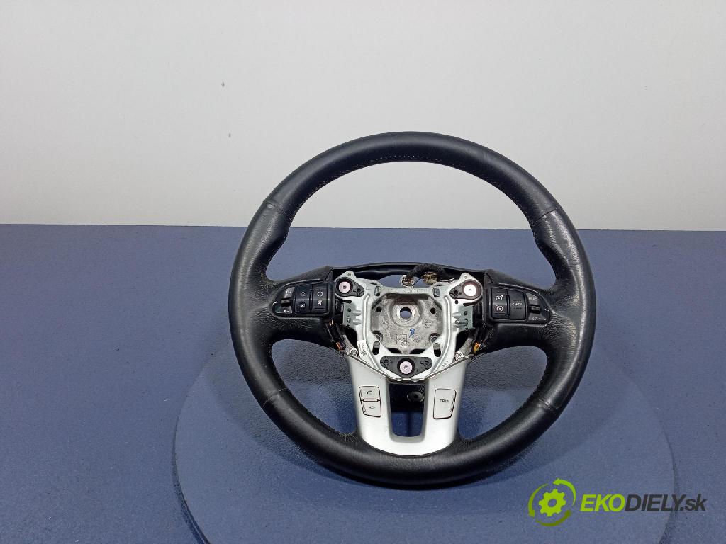 Kia Ceed 2010 volant