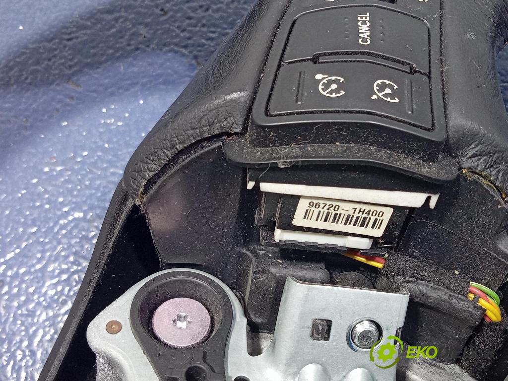 Kia Ceed 2010 volant