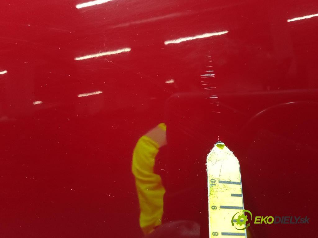 Hyundai I30 2009 dvere Predné Vľavo: