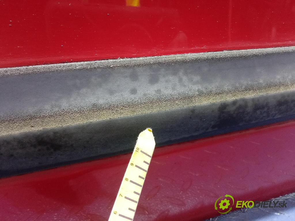 Hyundai I30 2009 dvere Predné Vľavo: