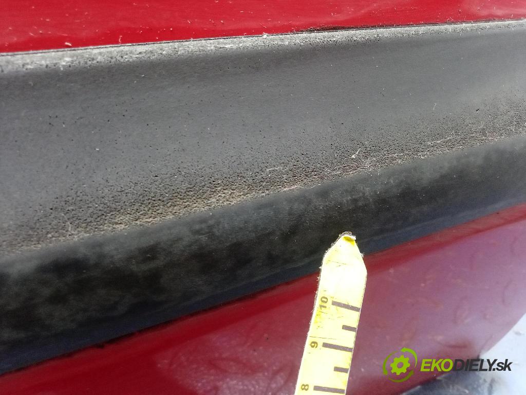 Hyundai I30 2009 dvere Predné Vľavo: 