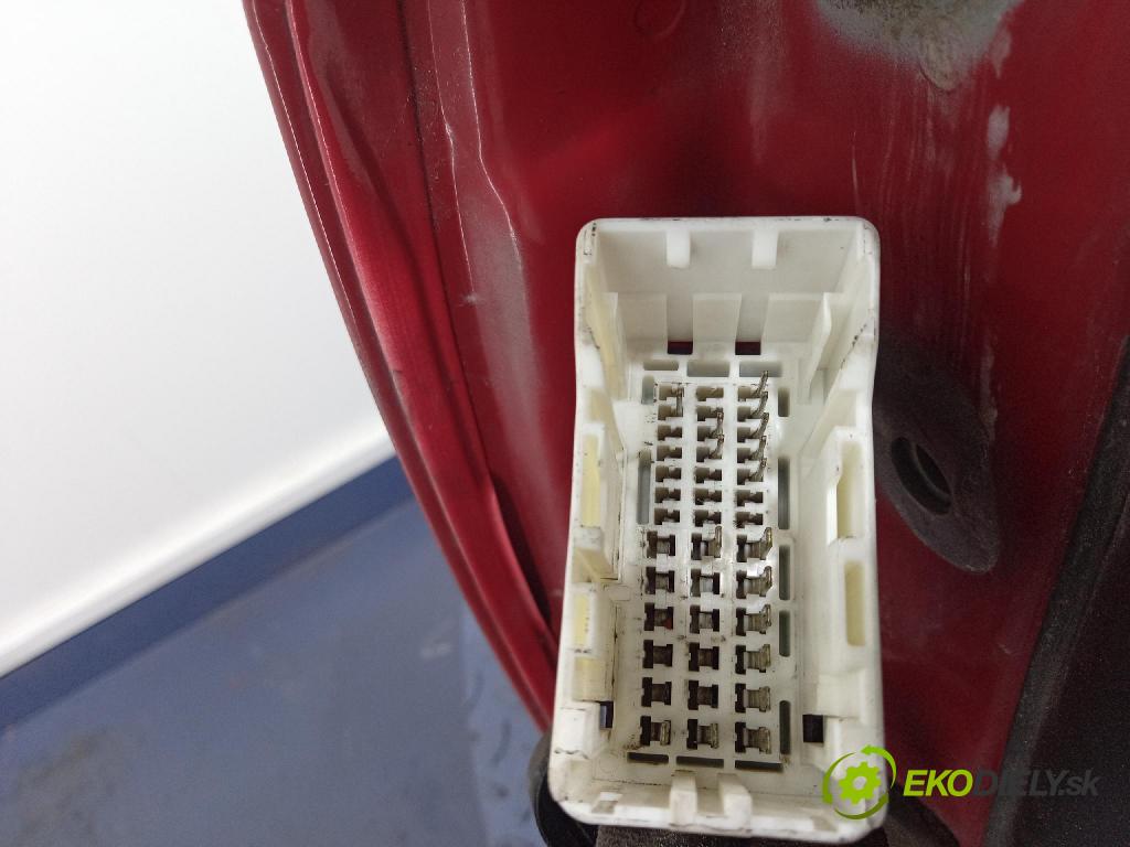 Hyundai I30 2009 dvere Predné pravé